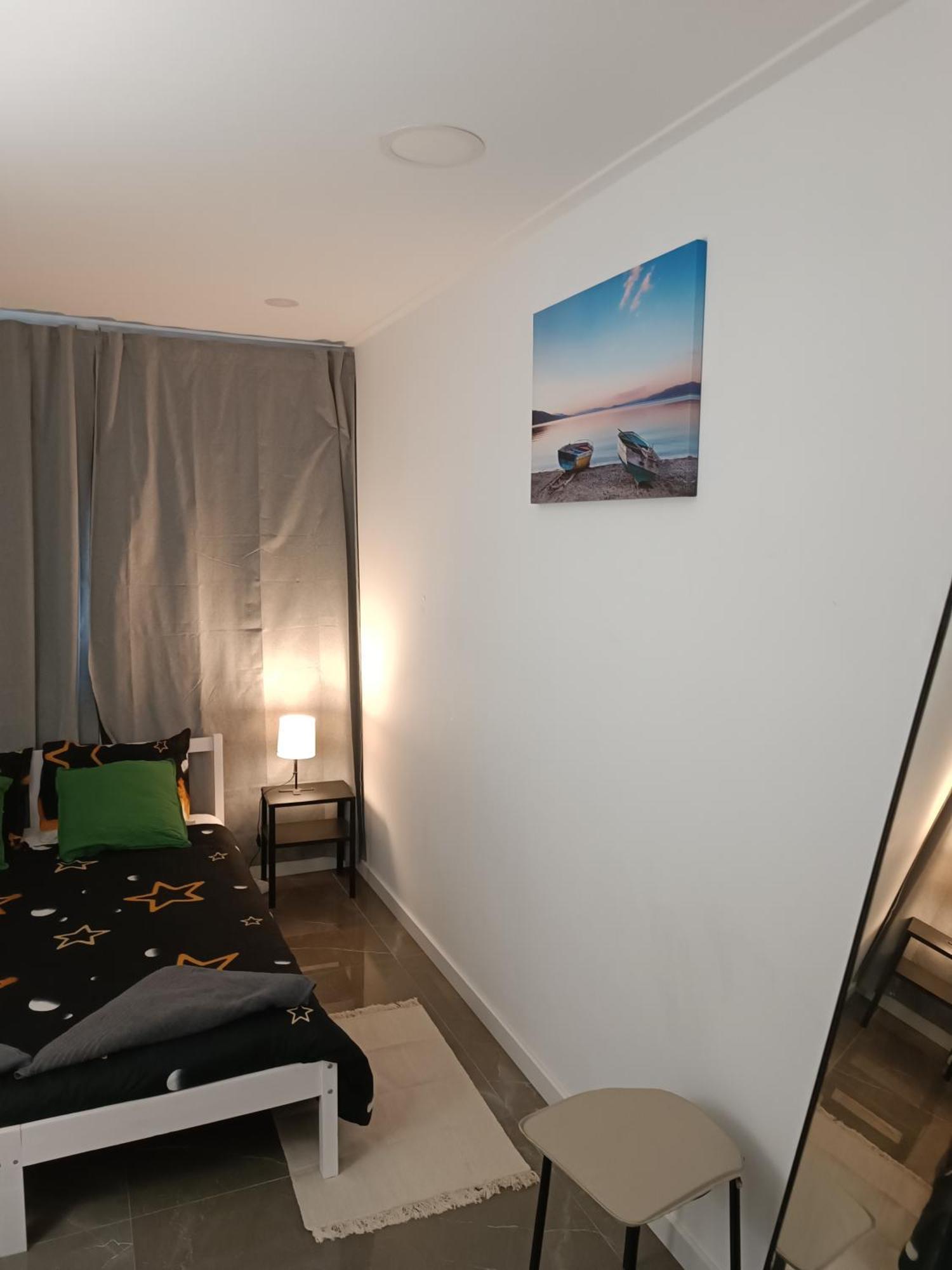 Plaza Caparica Hostel Costa de Caparica Luaran gambar